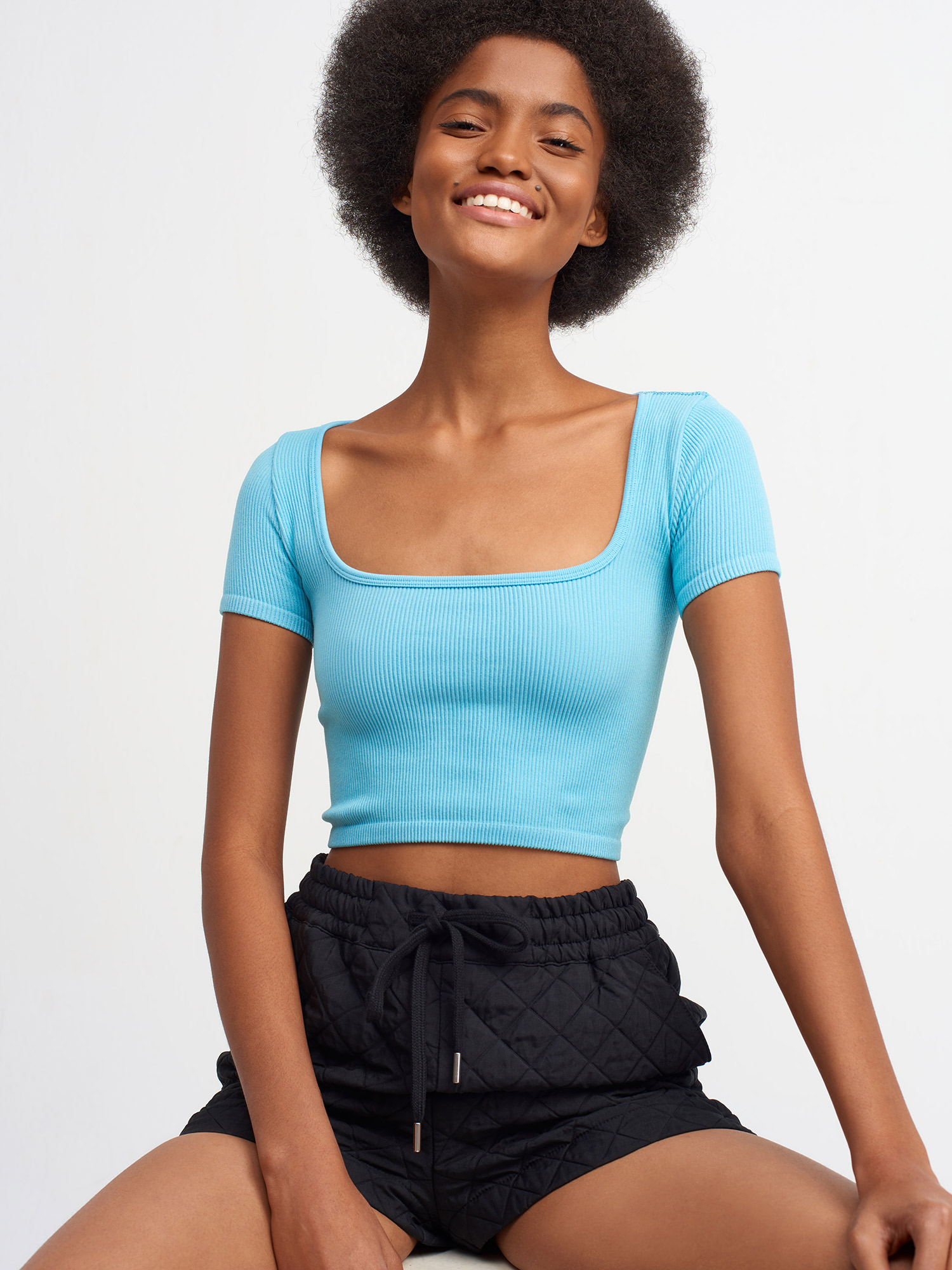3666 U Yaka Kısa Kol Crop Top-Turkuaz | | Dilvin